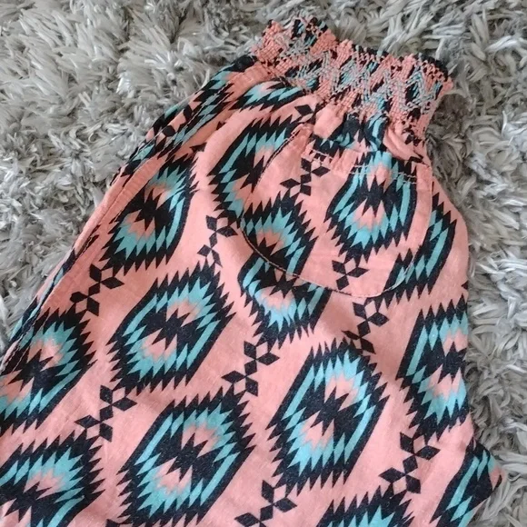 Kiss & Cry Multicolor Linen Pants. - Picture 5 of 5